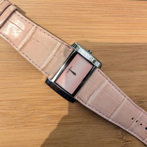 Movado Watch Women's NEW - Picture 2 of 13